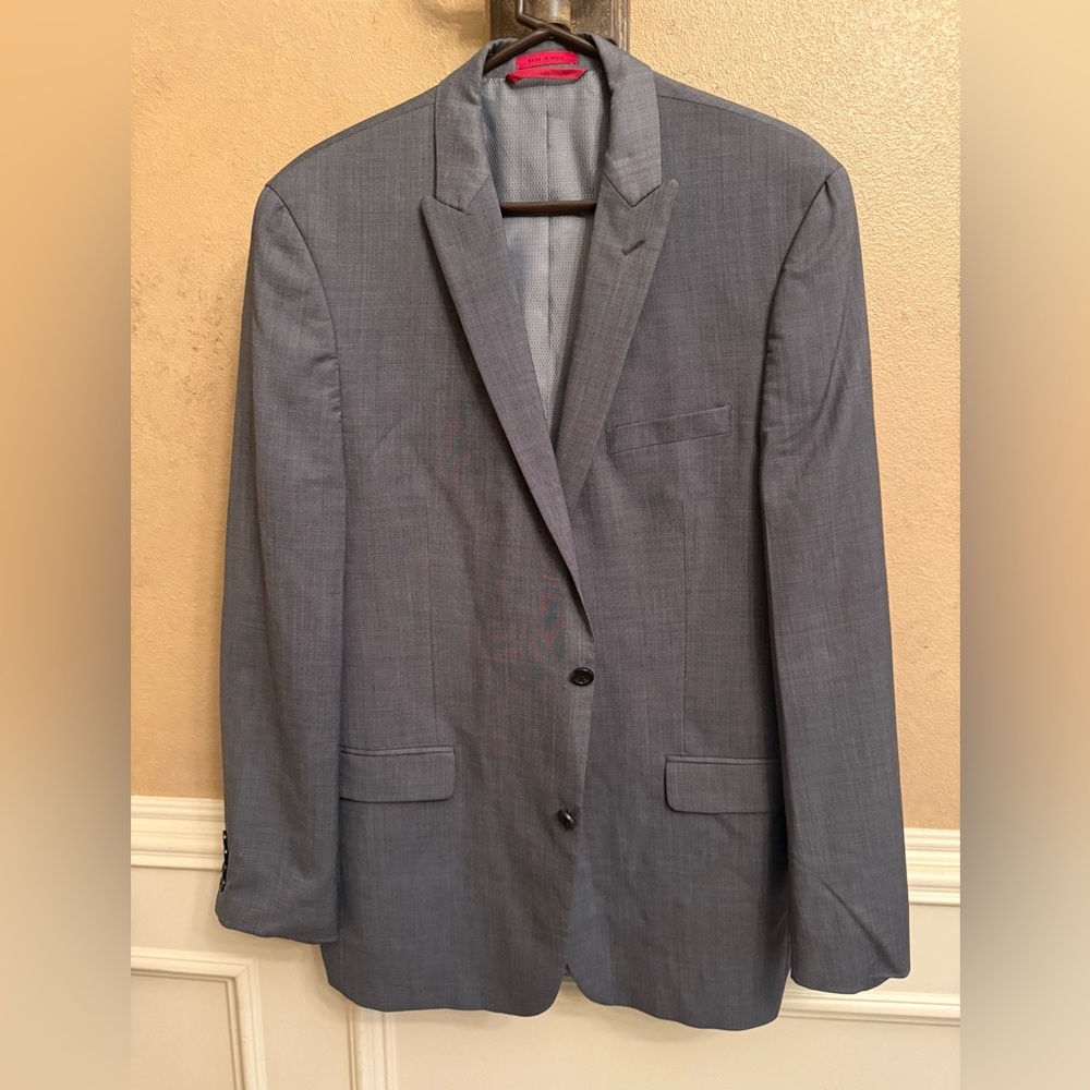 Alfani Gray Sport Coat with Modern Fit and Structured Shoulders
